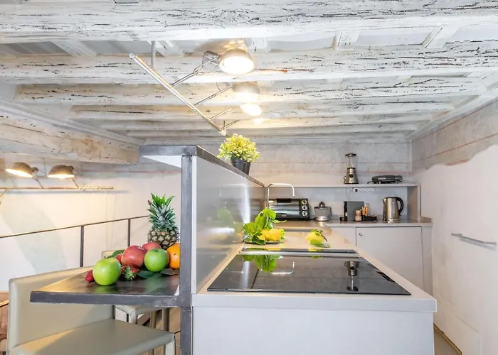 Appartement Design Near Spanish Step