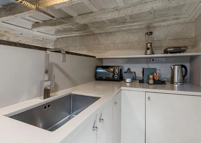 Appartement Design Near Spanish Step